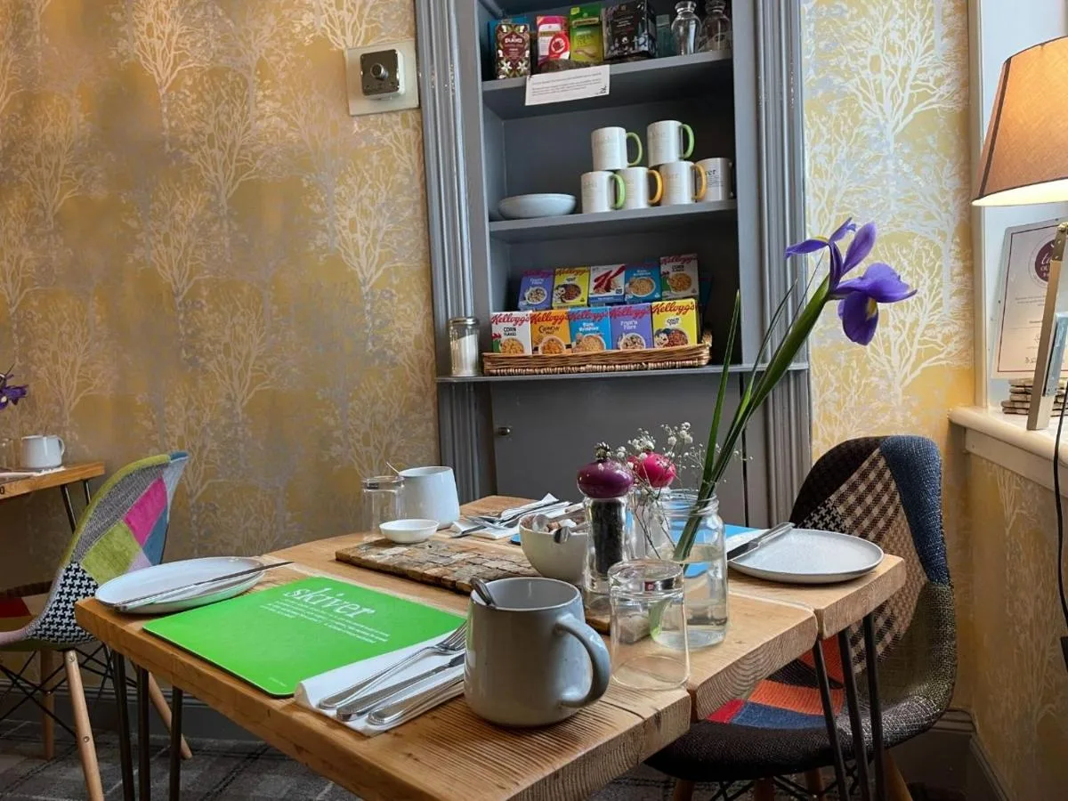 Breakfast room